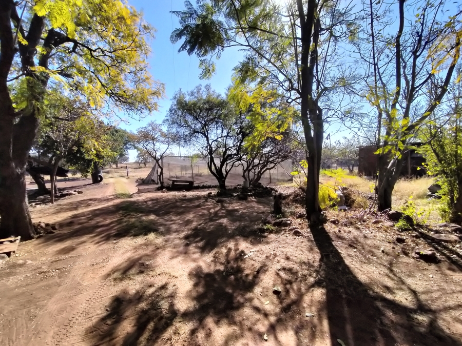 5 Bedroom Property for Sale in Onderstepoort Gauteng