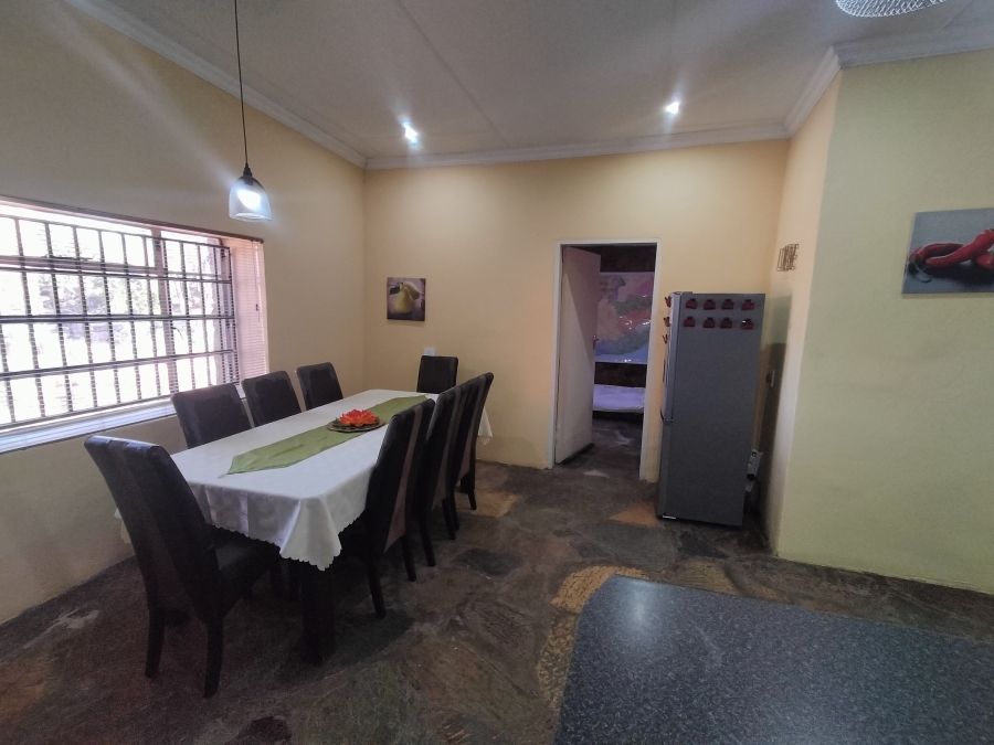5 Bedroom Property for Sale in Onderstepoort Gauteng