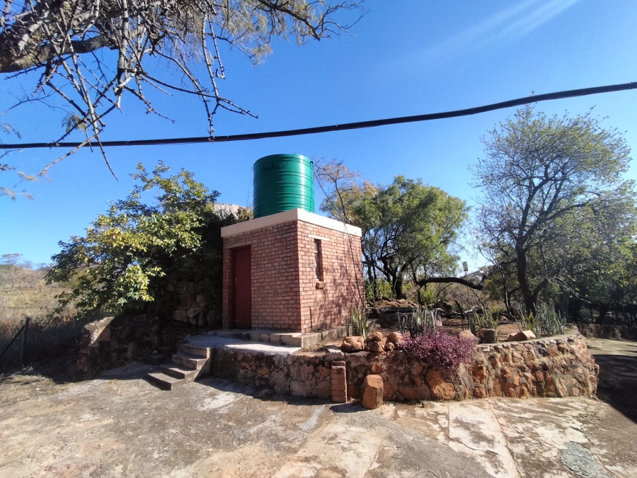 5 Bedroom Property for Sale in Onderstepoort Gauteng