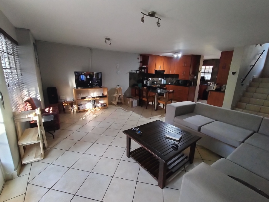 3 Bedroom Property for Sale in Pretoria North Gauteng