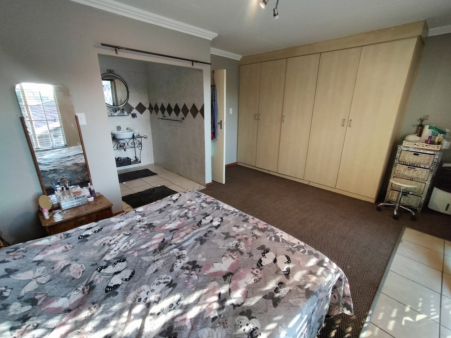 3 Bedroom Property for Sale in Pretoria North Gauteng