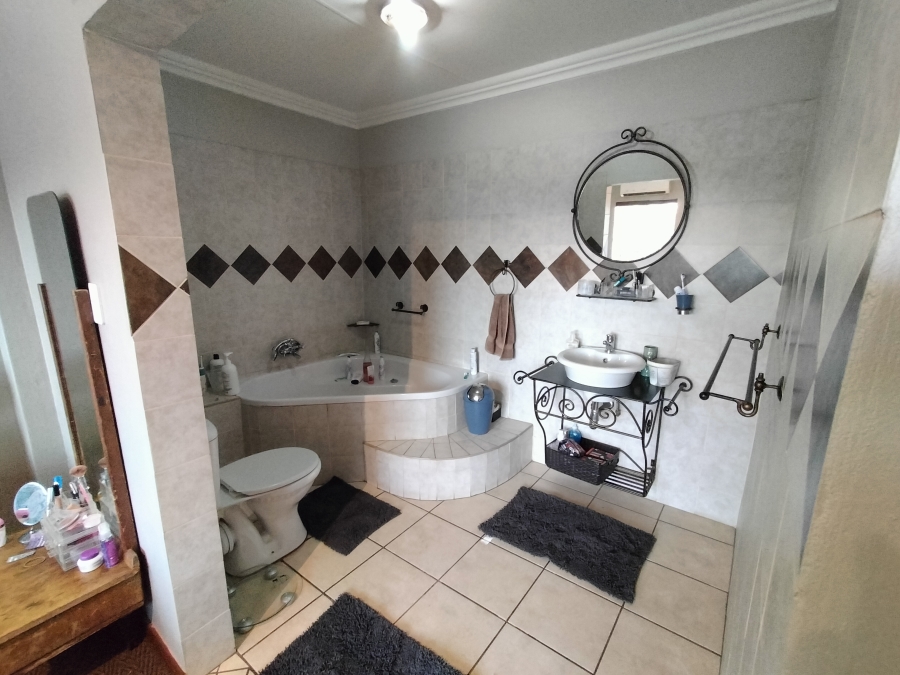 3 Bedroom Property for Sale in Pretoria North Gauteng