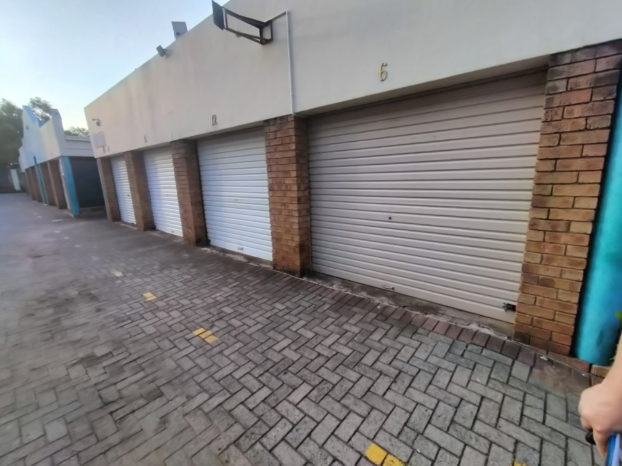 2 Bedroom Property for Sale in Pretoria North Gauteng