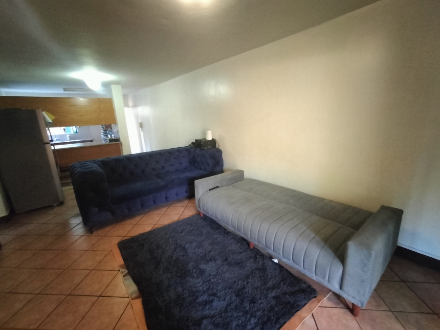 2 Bedroom Property for Sale in Pretoria North Gauteng