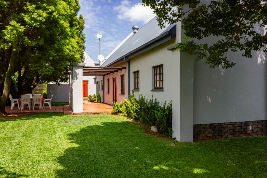 4 Bedroom Property for Sale in Ninapark Gauteng