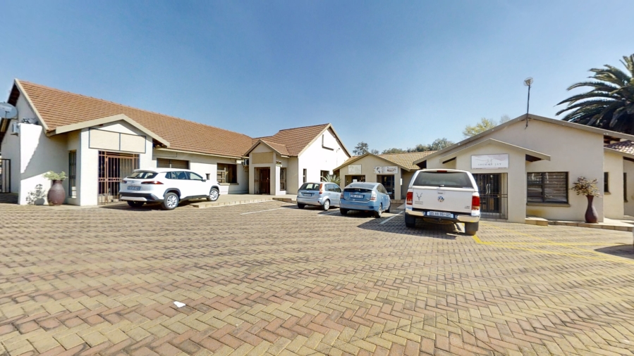 Commercial Property for Sale in Farrar Park Gauteng