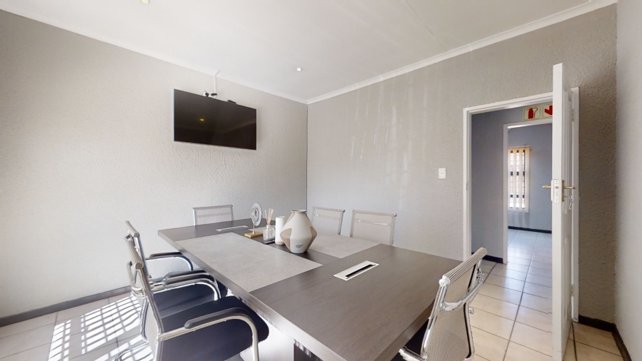 Commercial Property for Sale in Farrar Park Gauteng