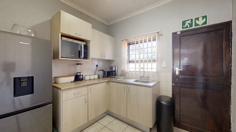 Commercial Property for Sale in Farrar Park Gauteng