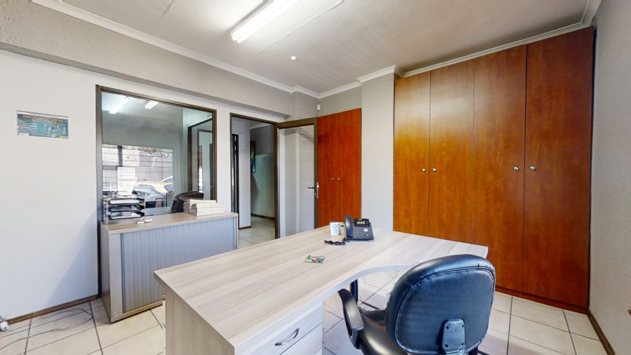 Commercial Property for Sale in Farrar Park Gauteng