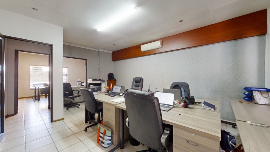 Commercial Property for Sale in Farrar Park Gauteng