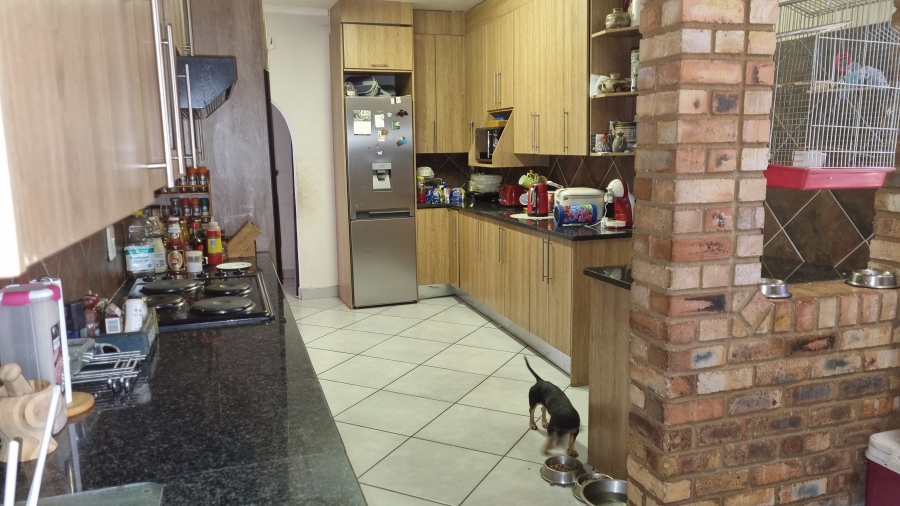 3 Bedroom Property for Sale in Garthdale Gauteng
