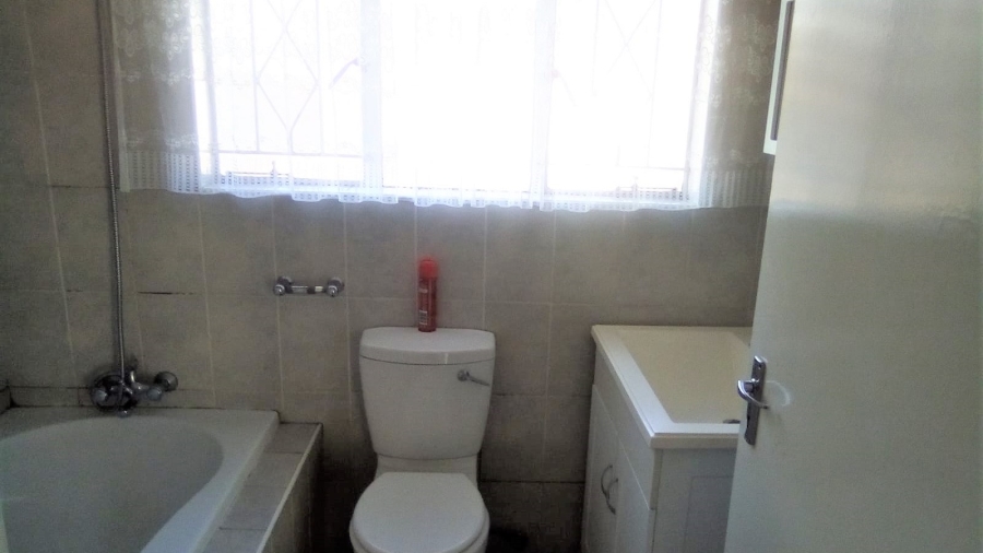 3 Bedroom Property for Sale in Garthdale Gauteng