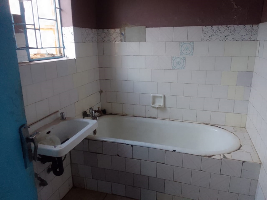 4 Bedroom Property for Sale in La Rochelle Gauteng