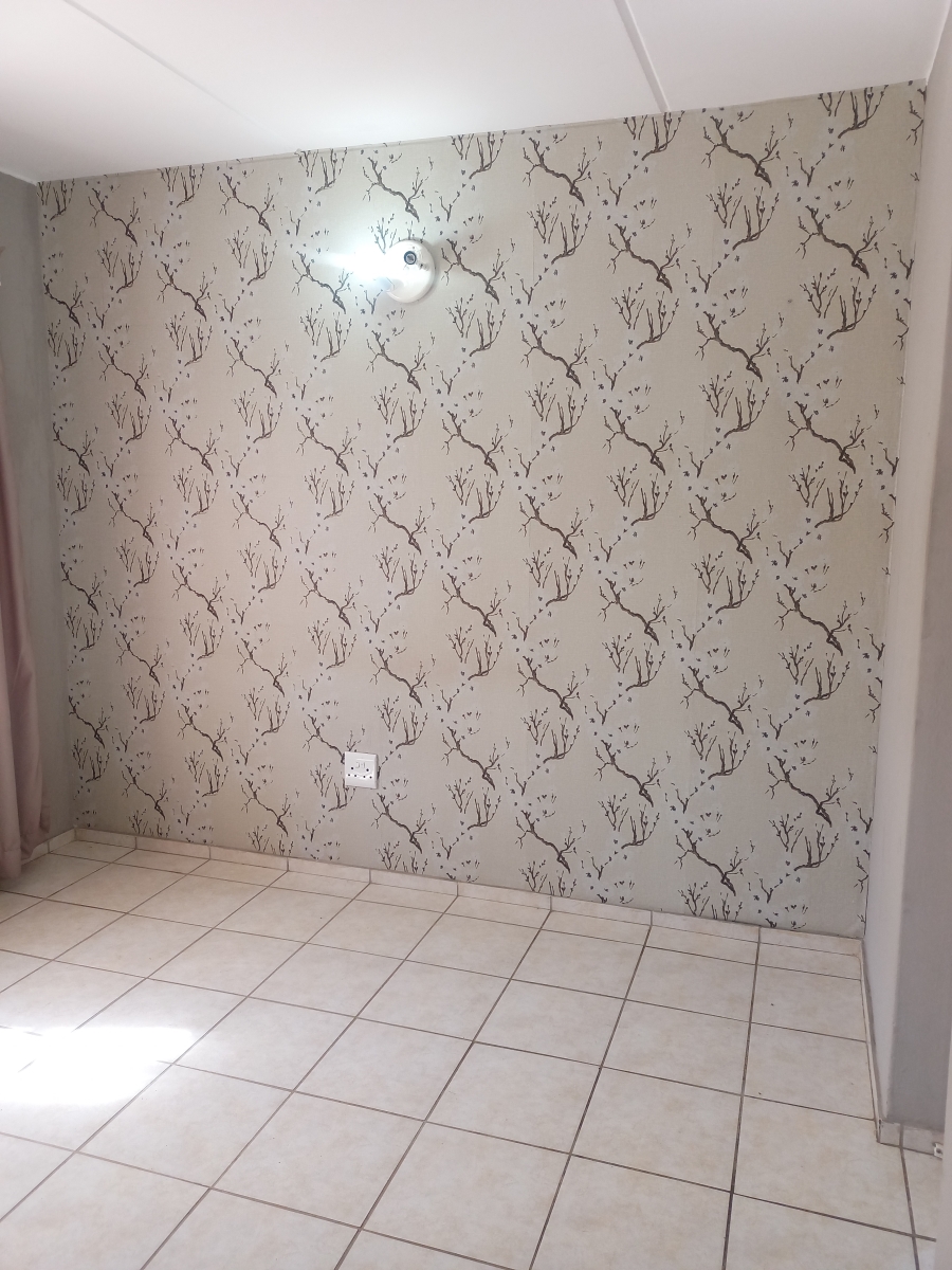 2 Bedroom Property for Sale in Crystal Park Gauteng