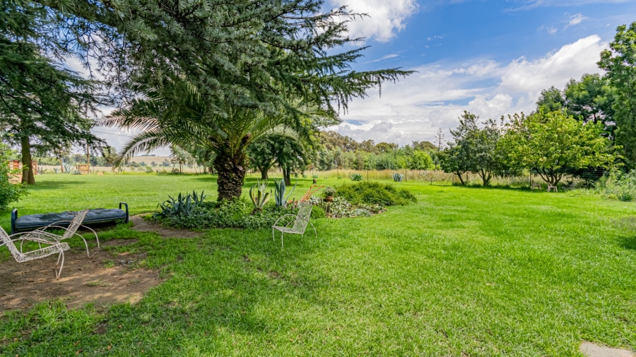 4 Bedroom Property for Sale in Hartzenbergfontein Gauteng