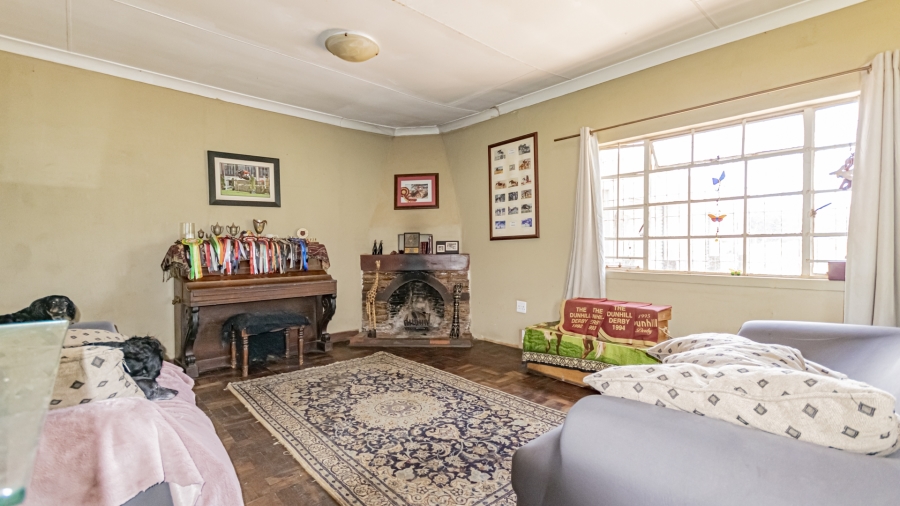 4 Bedroom Property for Sale in Hartzenbergfontein Gauteng