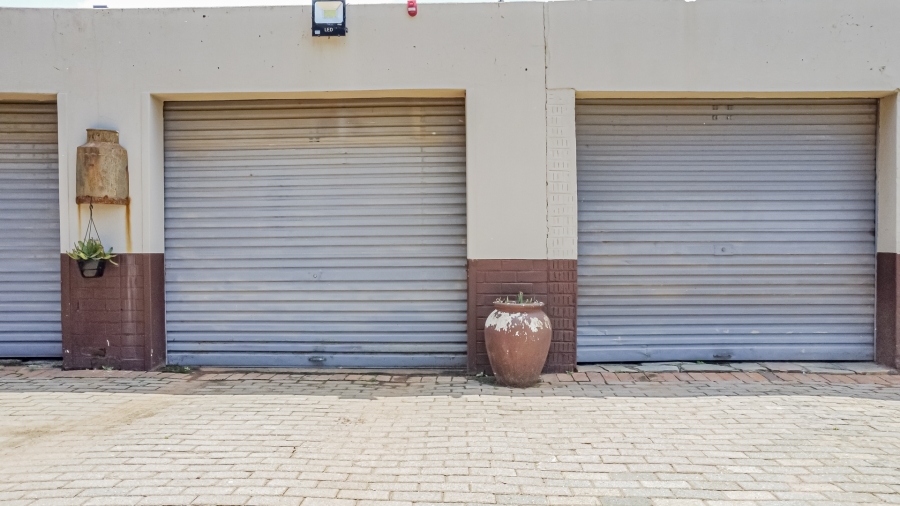 4 Bedroom Property for Sale in Hartzenbergfontein Gauteng