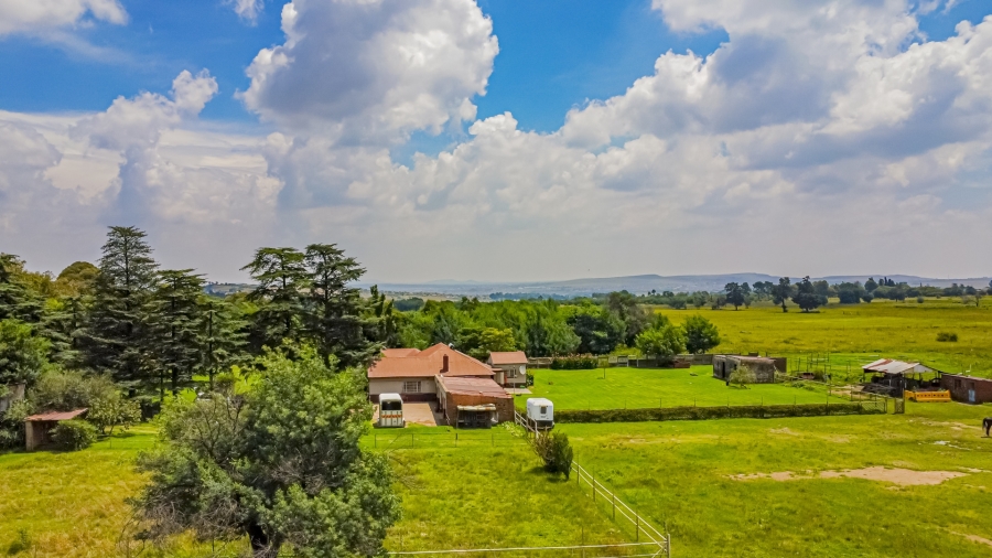 4 Bedroom Property for Sale in Hartzenbergfontein Gauteng