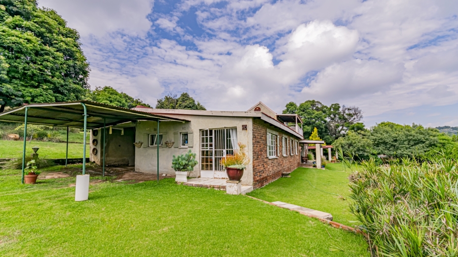 10 Bedroom Property for Sale in Eikenhof Gauteng