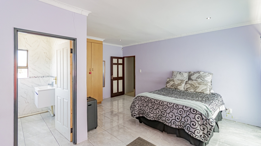 7 Bedroom Property for Sale in Walkerville Gauteng