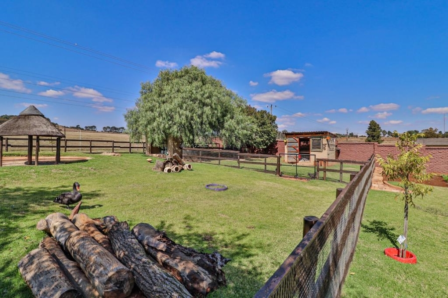 3 Bedroom Property for Sale in Hartzenbergfontein Gauteng