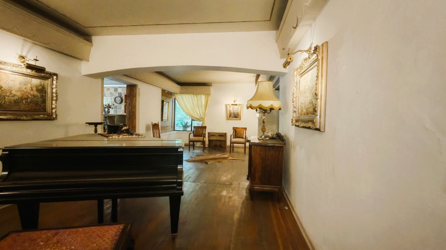 5 Bedroom Property for Sale in Unitas Park Gauteng