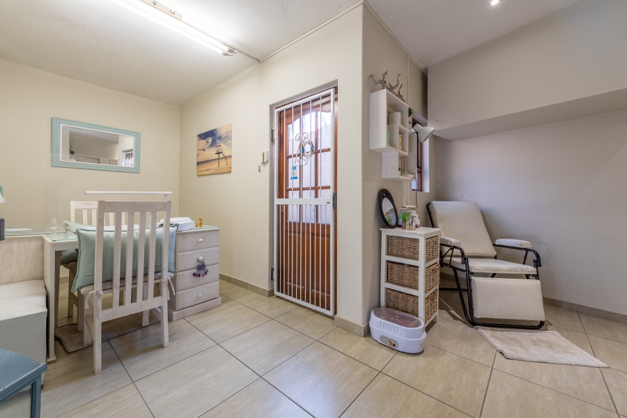 0 Bedroom Property for Sale in Glenvista Gauteng