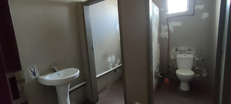 To Let commercial Property for Rent in Laudium Gauteng