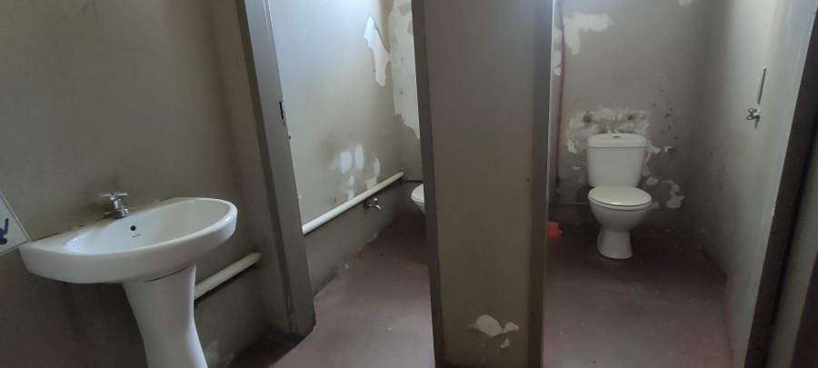 To Let commercial Property for Rent in Laudium Gauteng