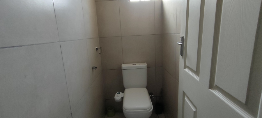 To Let commercial Property for Rent in Laudium Gauteng