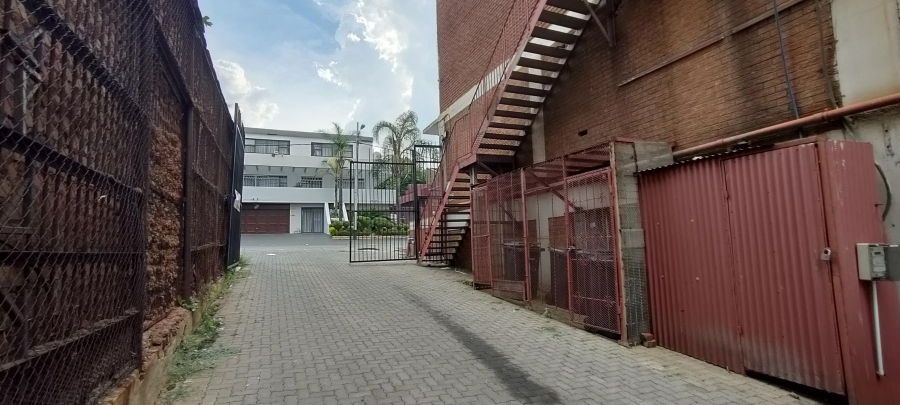 To Let commercial Property for Rent in Laudium Gauteng