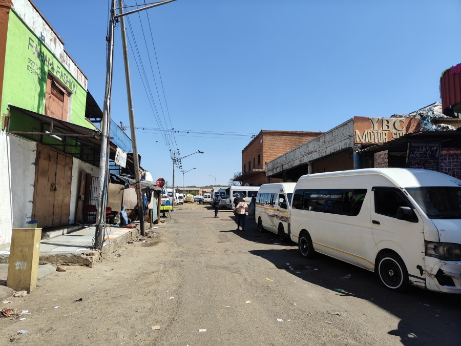 To Let commercial Property for Rent in Asiatic Bazaar Gauteng