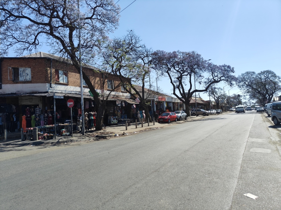 To Let commercial Property for Rent in Asiatic Bazaar Gauteng