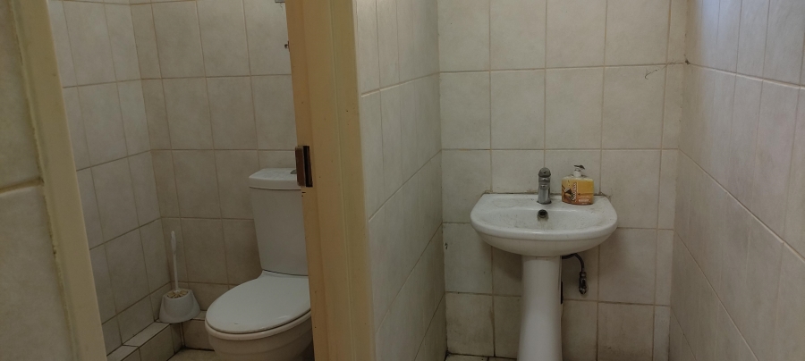 0 Bedroom Property for Sale in Asiatic Bazaar Gauteng