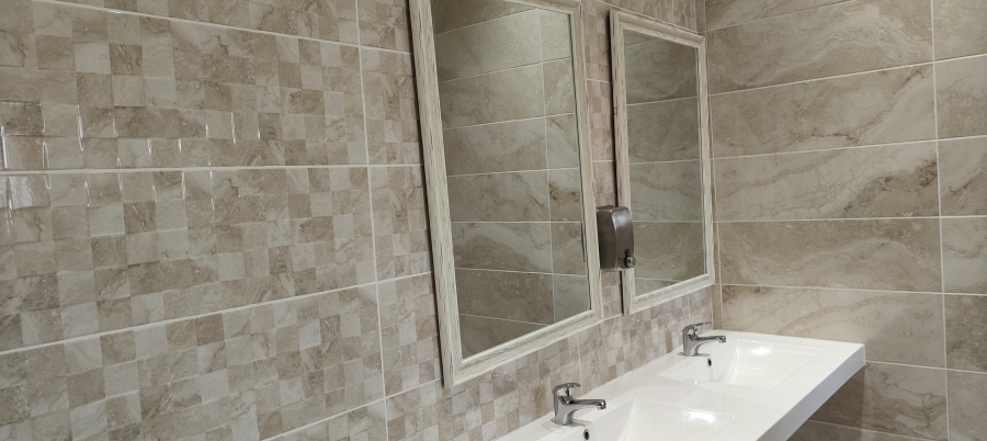 To Let commercial Property for Rent in Eldoraigne Gauteng