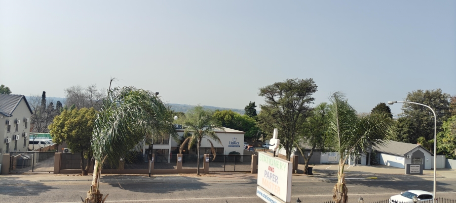 To Let commercial Property for Rent in Eldoraigne Gauteng