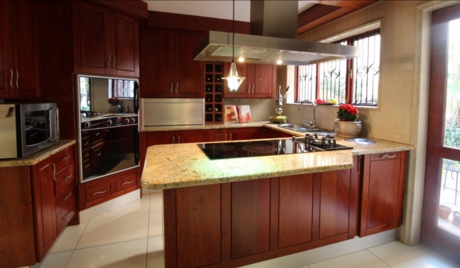 5 Bedroom Property for Sale in Florauna Gauteng