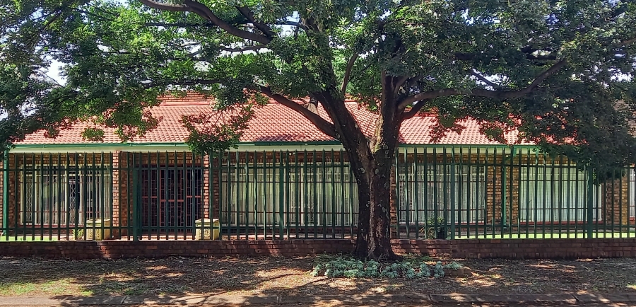 4 Bedroom Property for Sale in Vanderbijlpark SW Gauteng