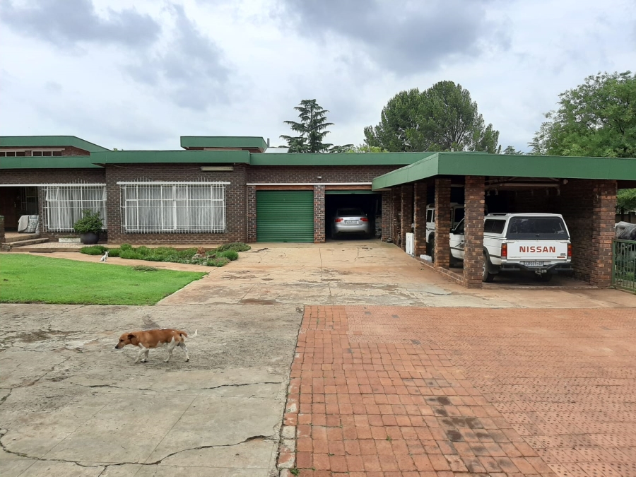 3 Bedroom Property for Sale in Mantevrede Gauteng