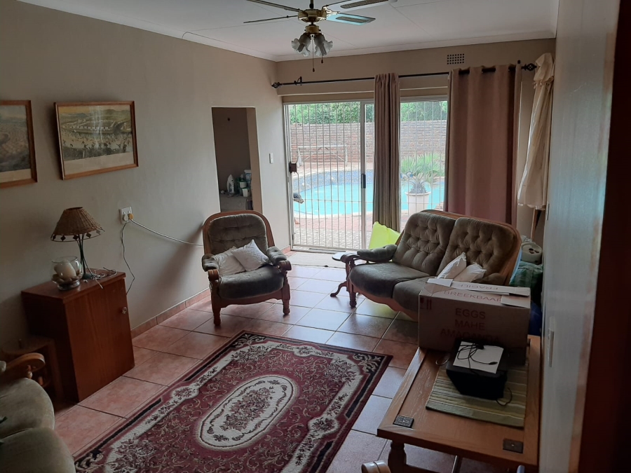 3 Bedroom Property for Sale in Mantevrede Gauteng