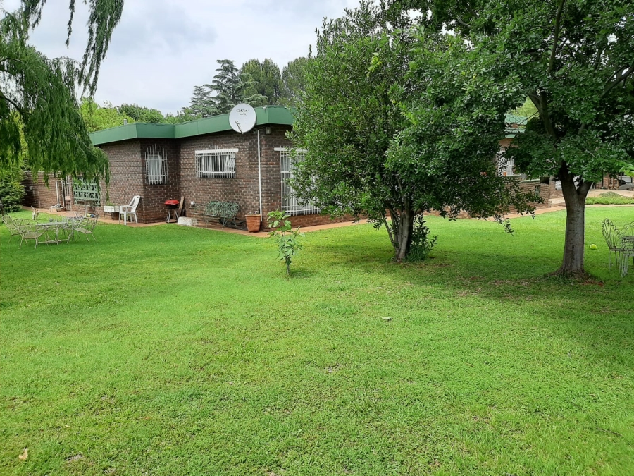 3 Bedroom Property for Sale in Mantevrede Gauteng