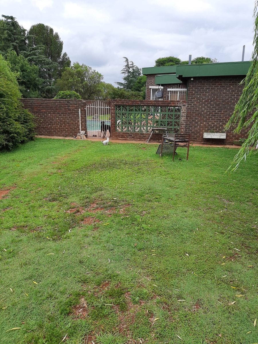 3 Bedroom Property for Sale in Mantevrede Gauteng