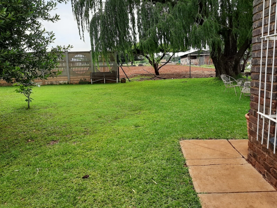 3 Bedroom Property for Sale in Mantevrede Gauteng