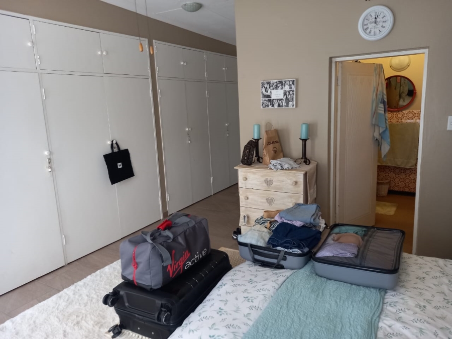 3 Bedroom Property for Sale in Mantevrede Gauteng