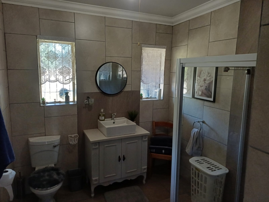 3 Bedroom Property for Sale in Mantevrede Gauteng