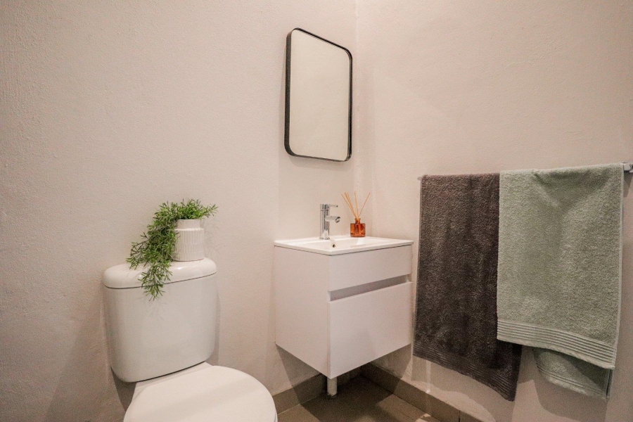 To Let 1 Bedroom Property for Rent in Ferndale Gauteng