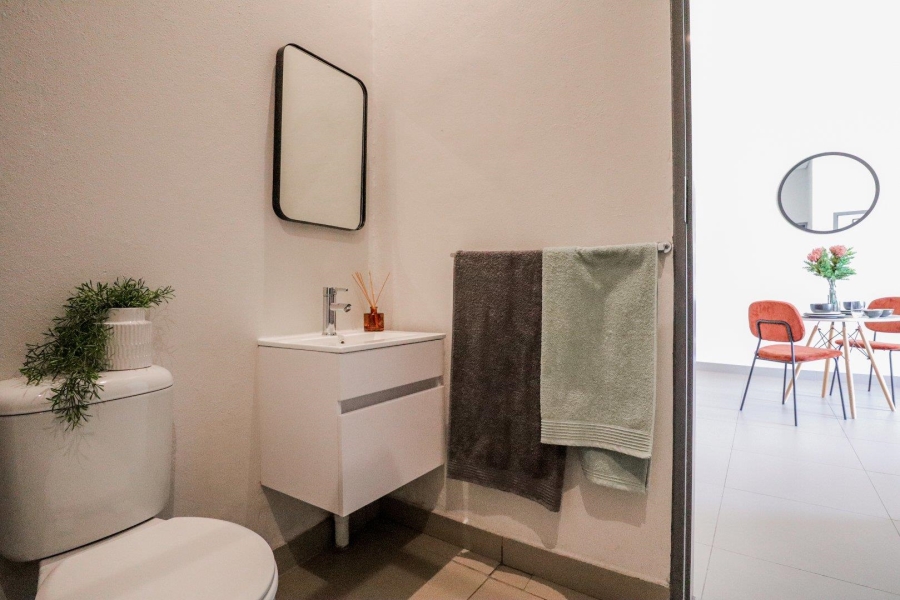 To Let 2 Bedroom Property for Rent in Ferndale Gauteng