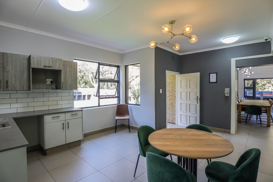To Let 1 Bedroom Property for Rent in Bramley Gauteng