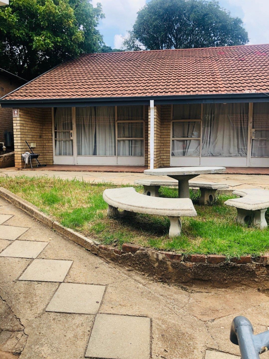 To Let 0 Bedroom Property for Rent in Bramley Gauteng