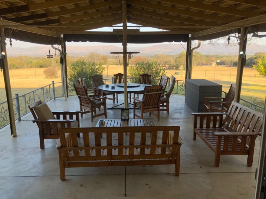 5 Bedroom Property for Sale in Hekpoort Gauteng